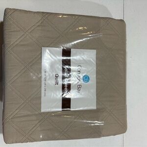 Comfort bay Tan Quilt - Elegant Home Bedding